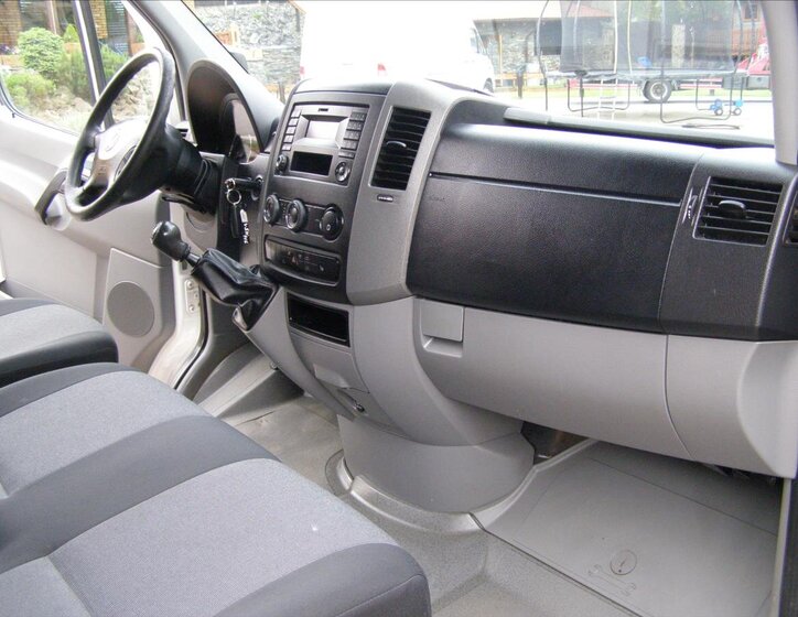 Volkswagen Crafter 28