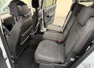 Volkswagen Touran 11