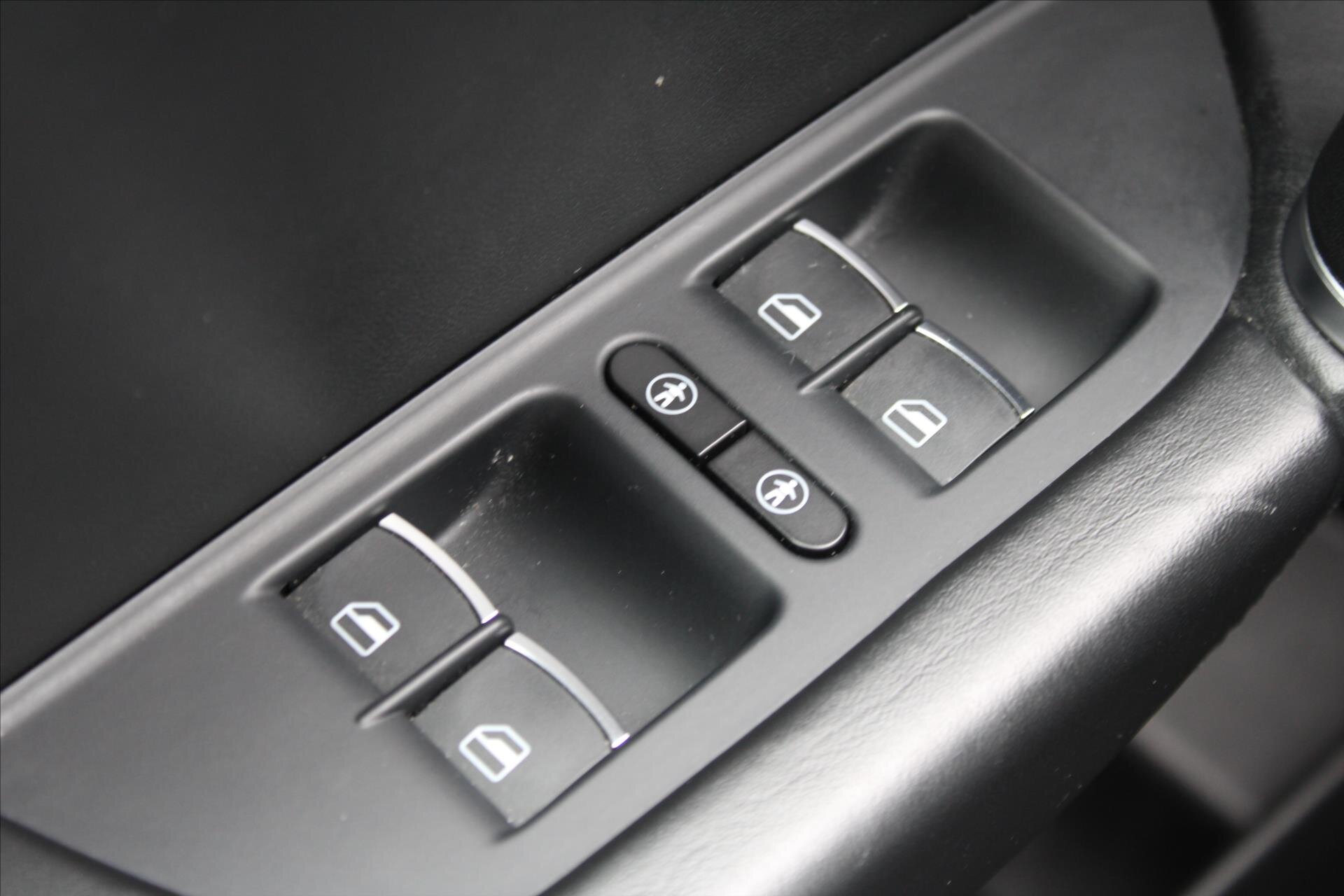 Volkswagen Touareg SUV 3,0 l 193 kw