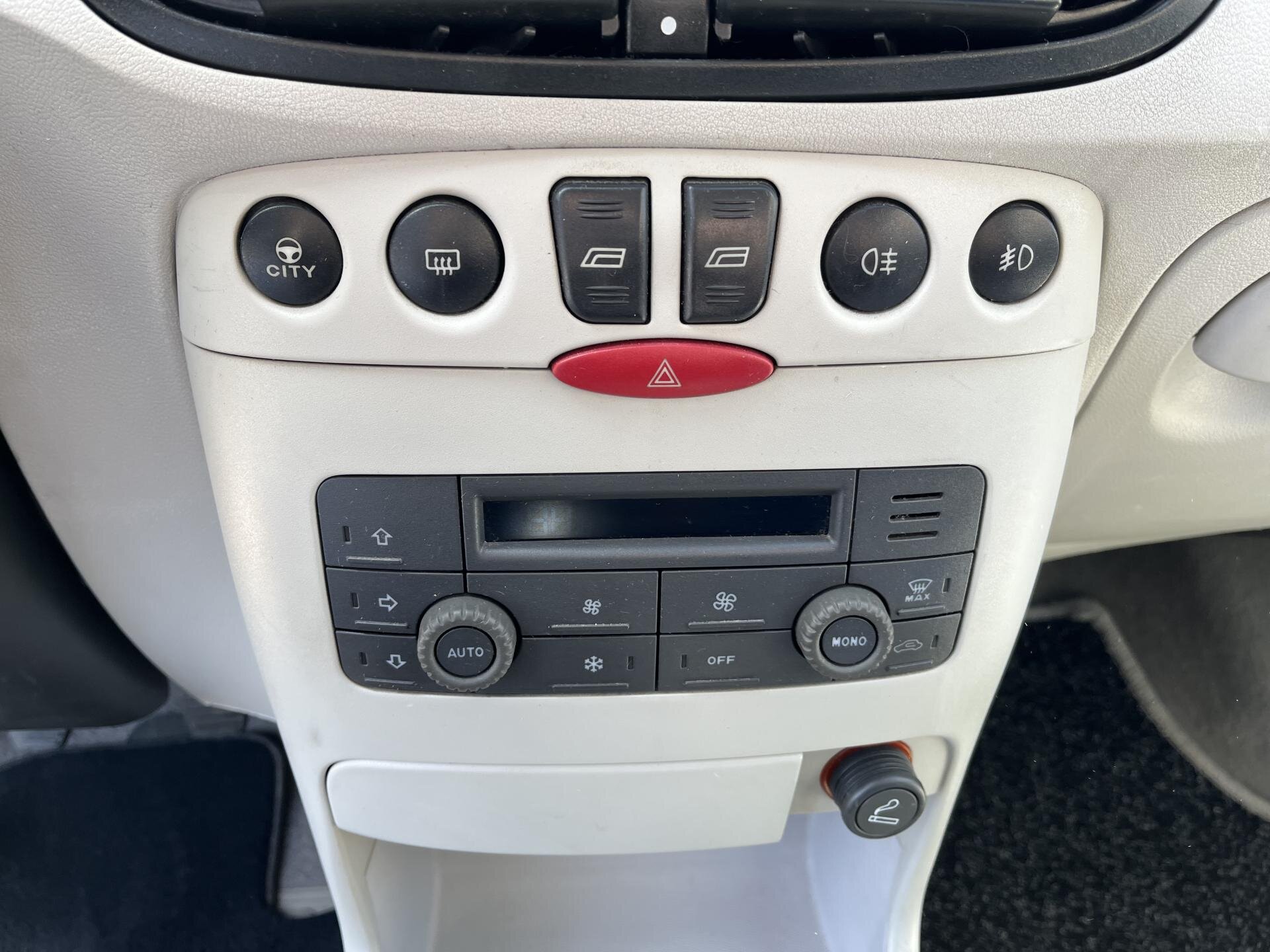 Fiat Punto Hatchback 1,4 l 70 kw