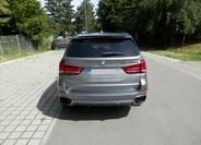 BMW X5 8