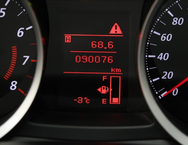 Mitsubishi Lancer Liftback 1,6 l 86 kw