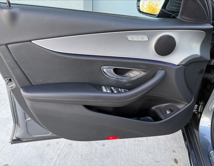 Mercedes-Benz Třídy E 20