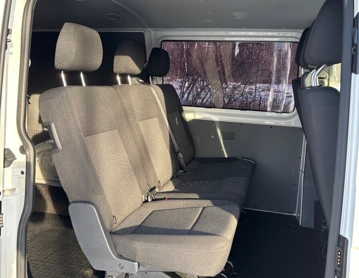 Volkswagen Transporter VAN-Minibus 2,0 l 110 kw