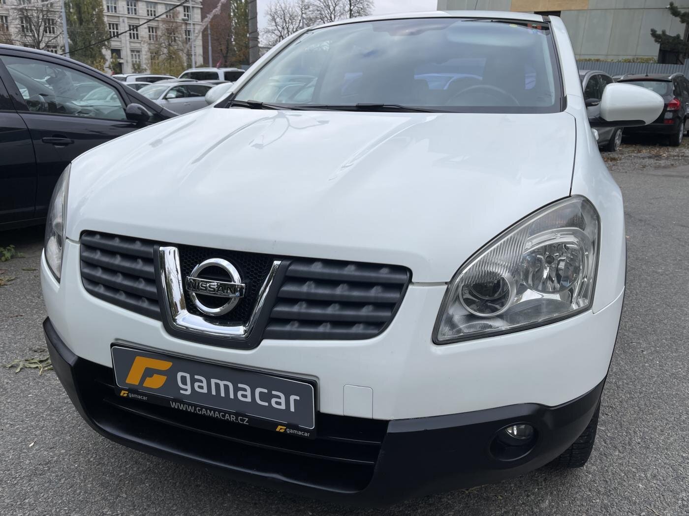 Nissan Qashqai SUV / Terénní 2,0 l 110 kw