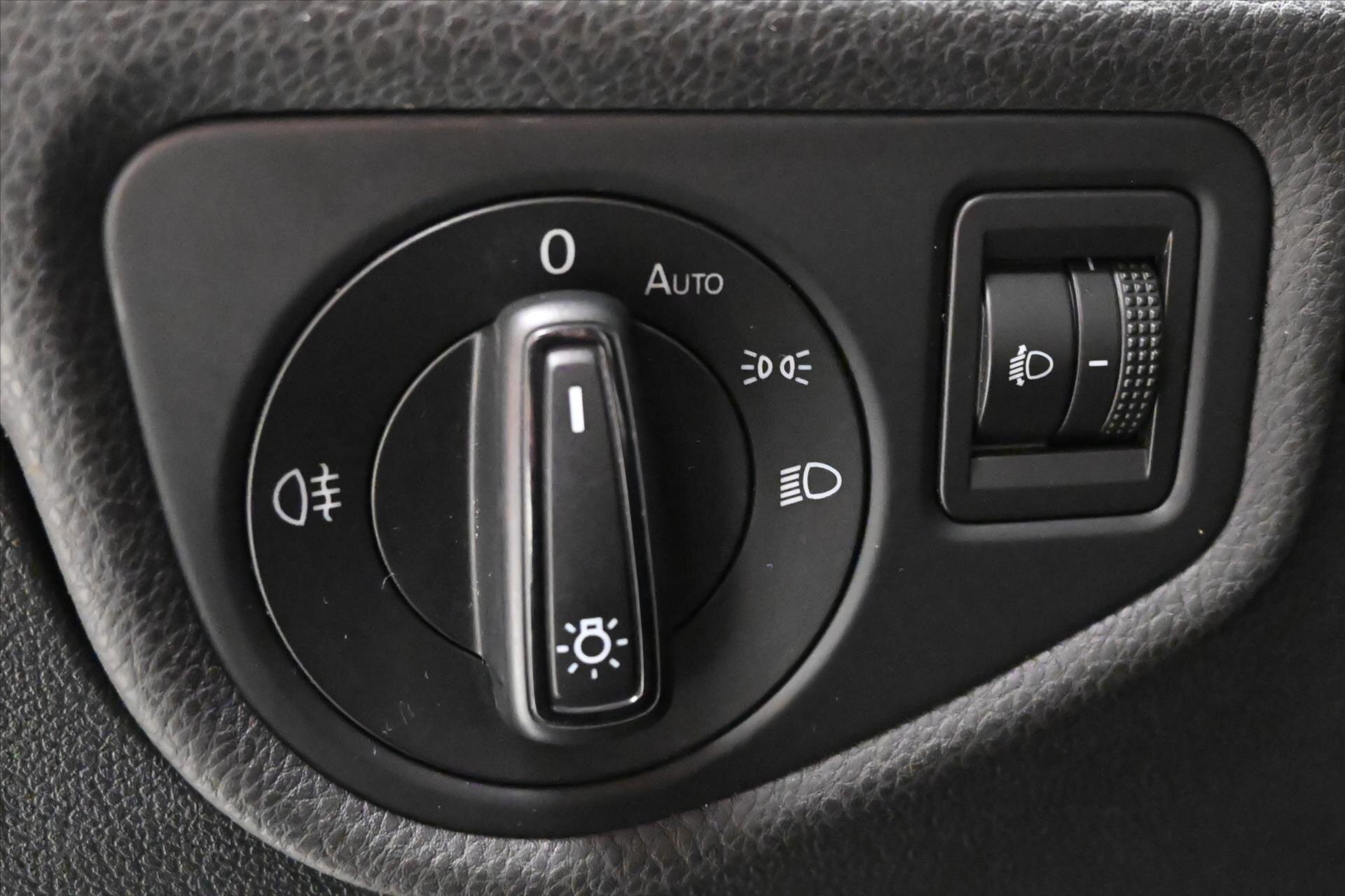 Volkswagen Touran MPV 1,6 l 85 kw