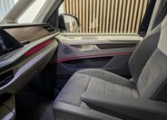 Volkswagen Multivan VAN / Minibus 1,5 l 180 kw