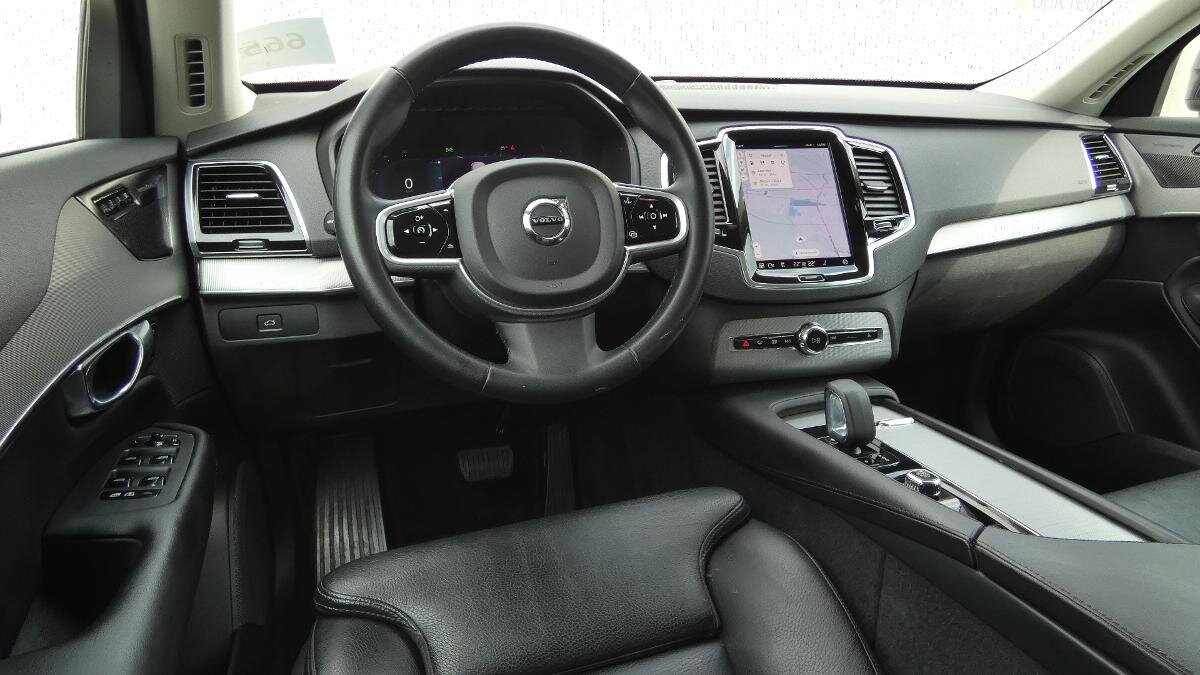 Volvo XC90 SUV / Terénní 2,0 l 173 kw