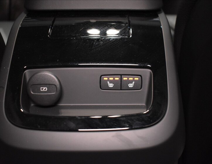 Volvo V60 Kombi 2,0 l 257 kw