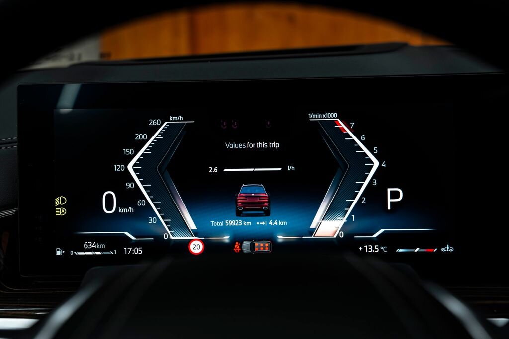 BMW X7 SUV / Terénní 3,0 l 280 kw