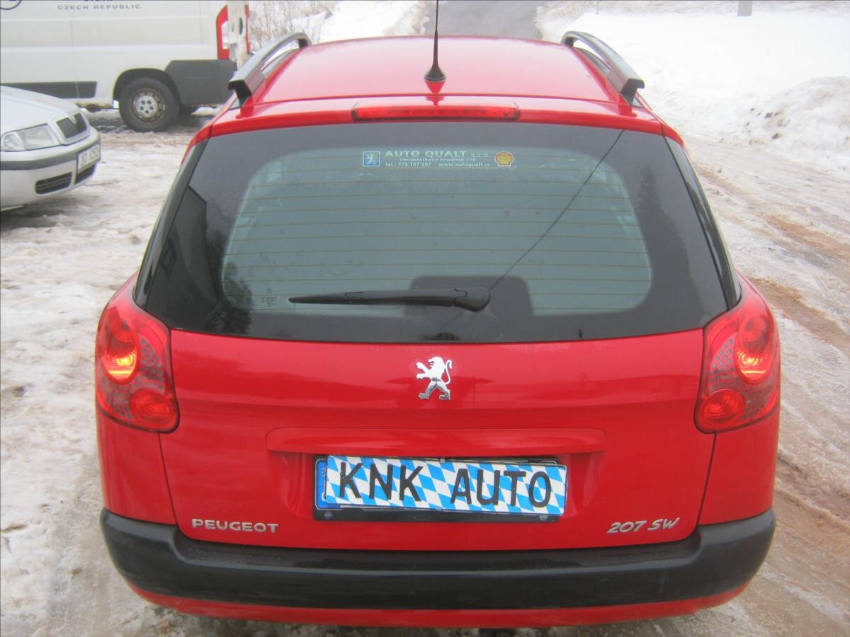 Peugeot 207 Kombi 1,4 l 54 kw