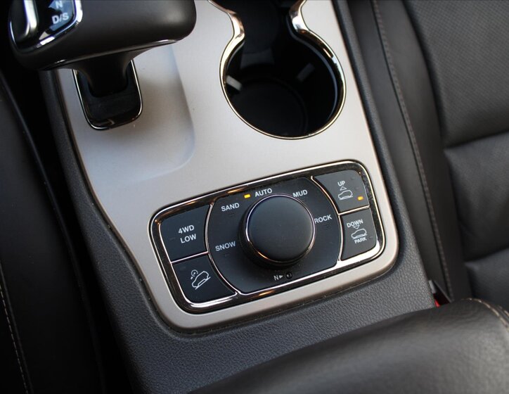 Jeep Grand Cherokee SUV 3,0 l 184 kw