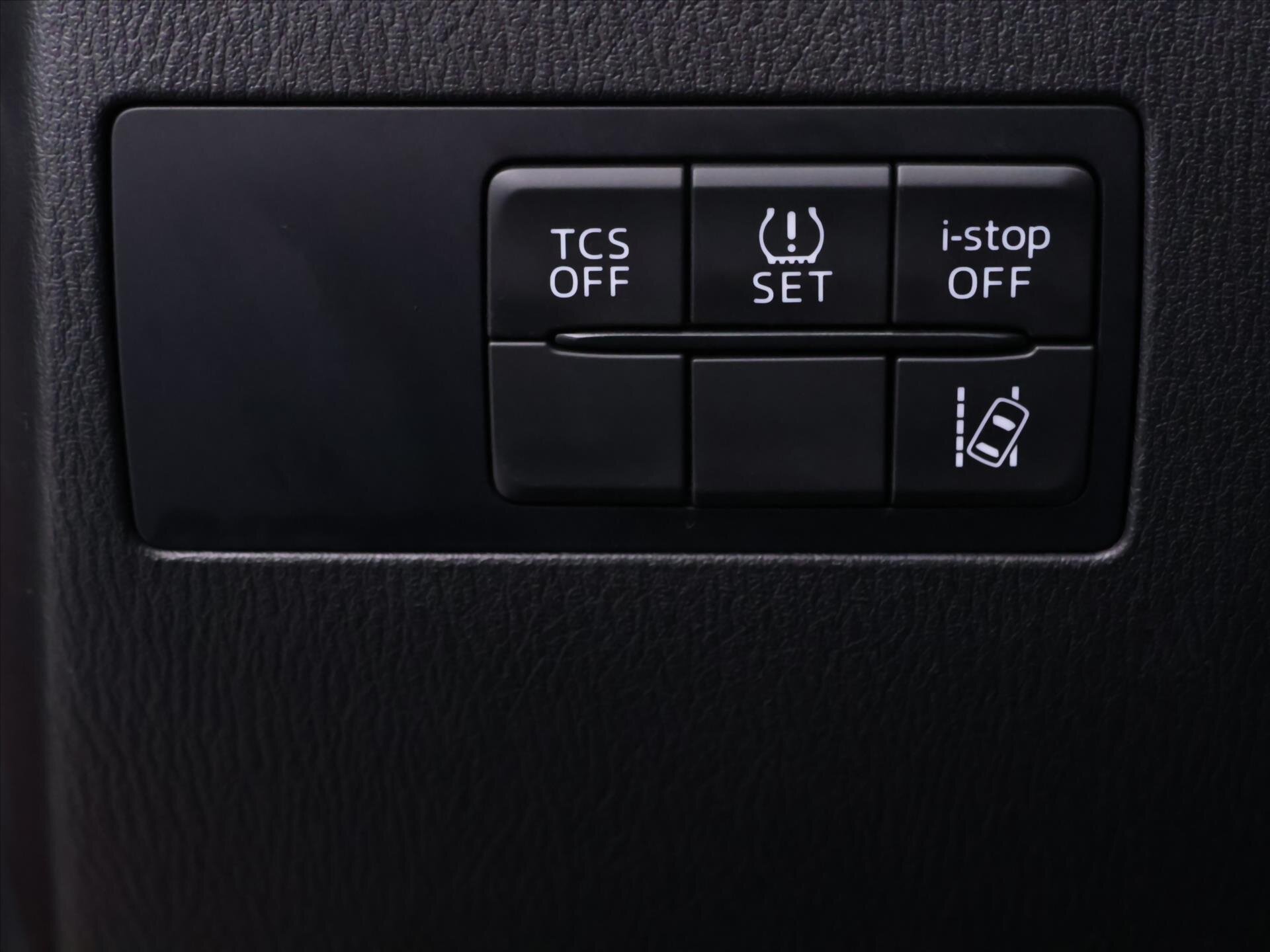 Mazda CX-3 SUV 2,0 l 110 kw