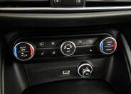 Alfa Romeo Stelvio 24