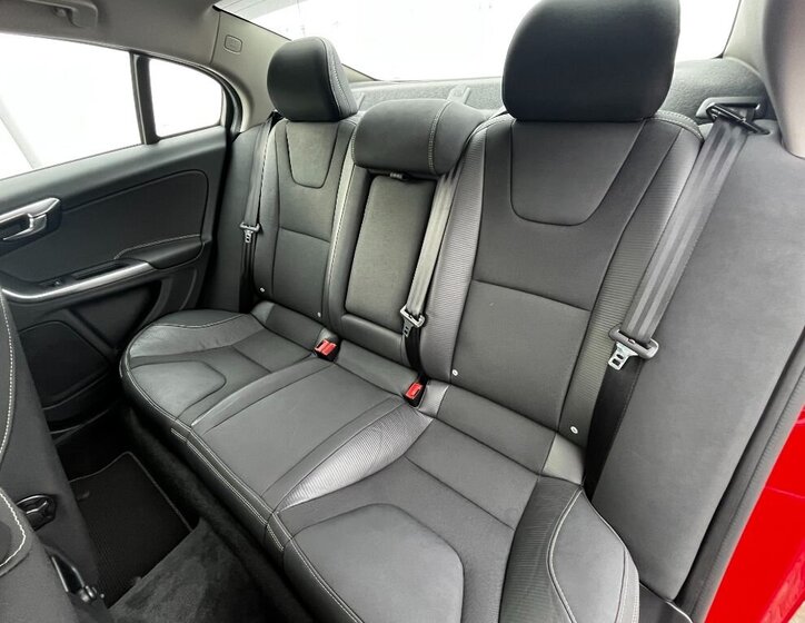 Volvo S60 Sedan 0,0 120 kw