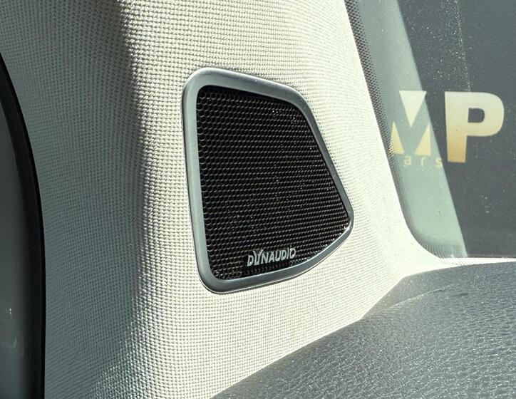 Volkswagen Multivan 43