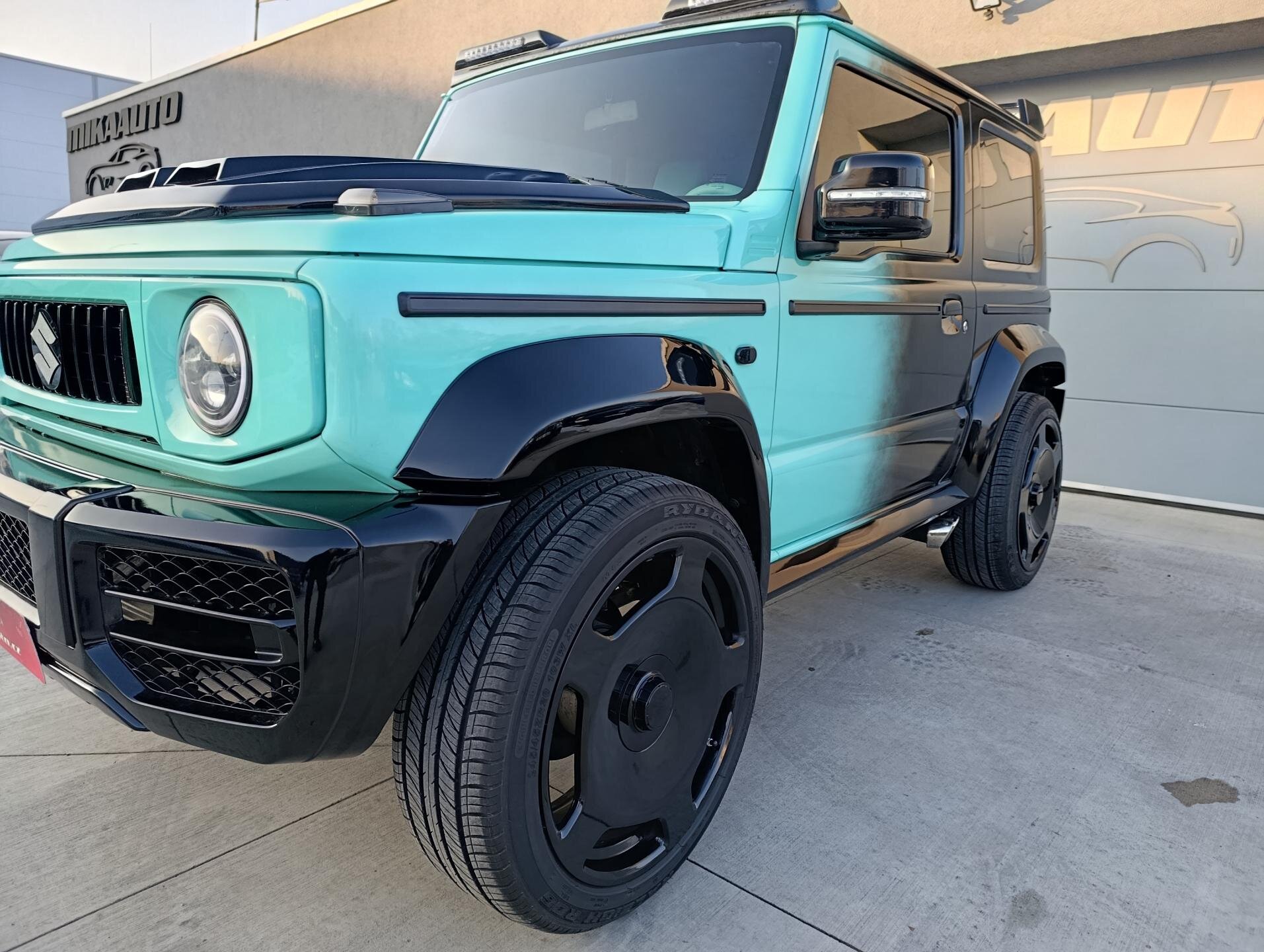 Suzuki Jimny SUV 1,5 l 75 kw