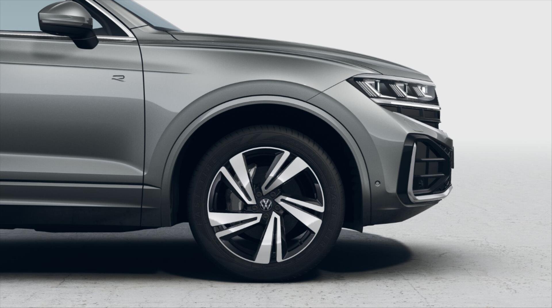 Volkswagen Touareg SUV / Terénní 3,0 l 210 kw