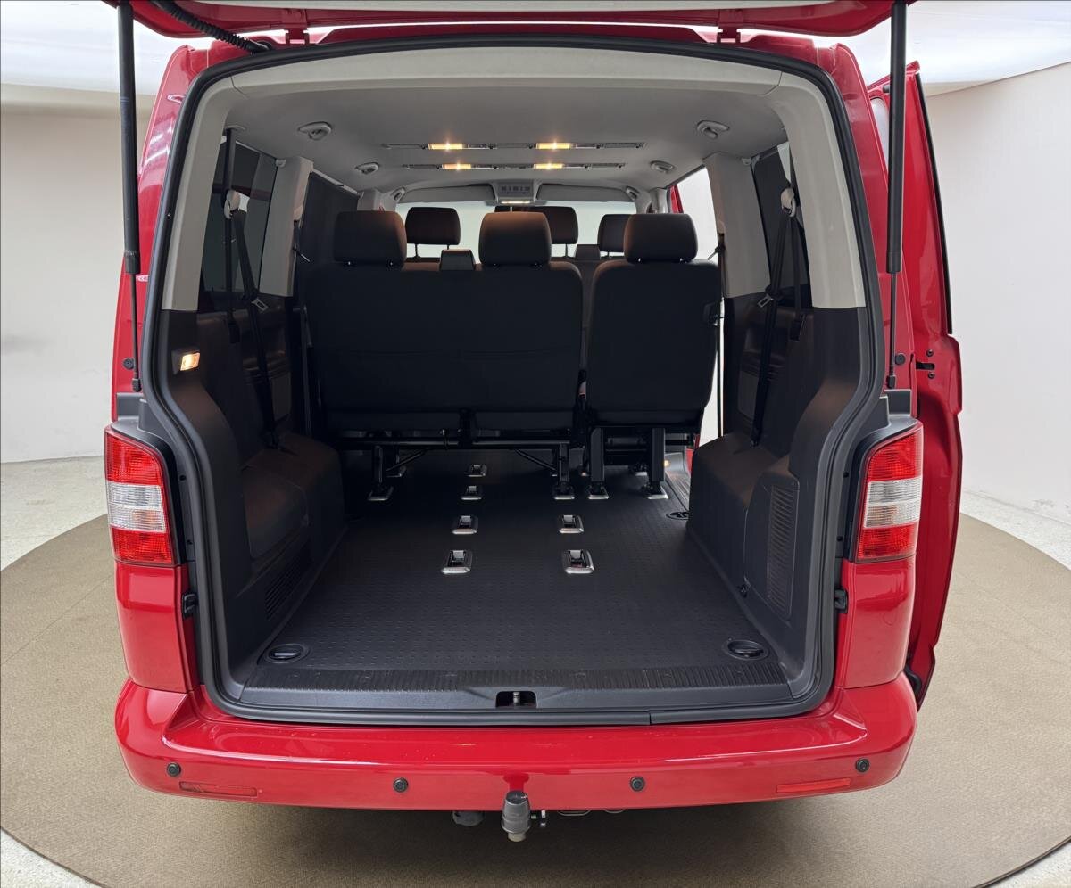 Volkswagen Caravelle Kombi 1,9 l 75 kw