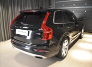 Volvo XC90 SUV 2,0 l 165 kw