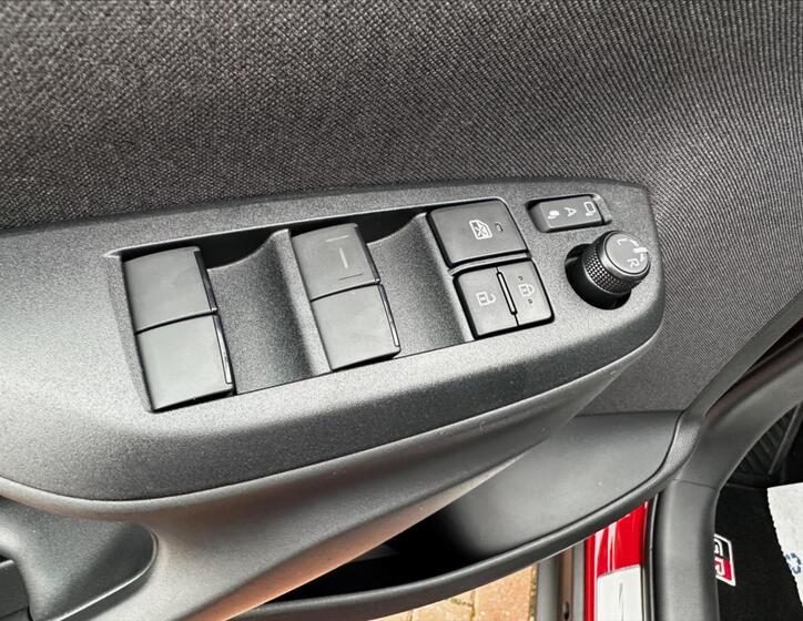 Toyota Yaris Cross 11