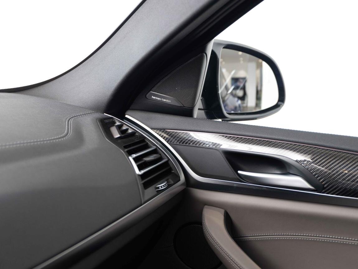 BMW X4 SUV 3,0 l 353 kw