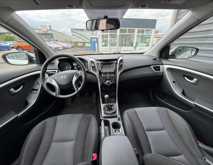 Hyundai i30 12