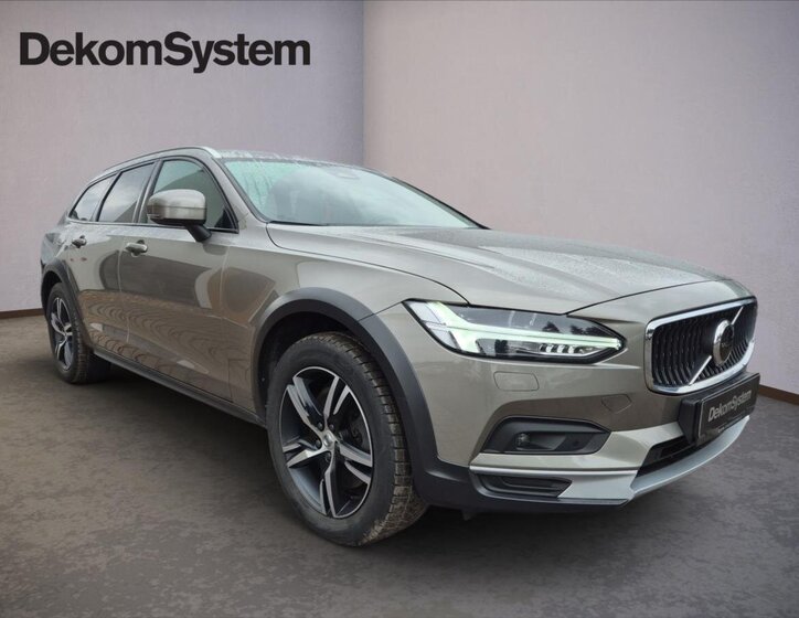 Volvo V90 Kombi 2,0 l 145 kw