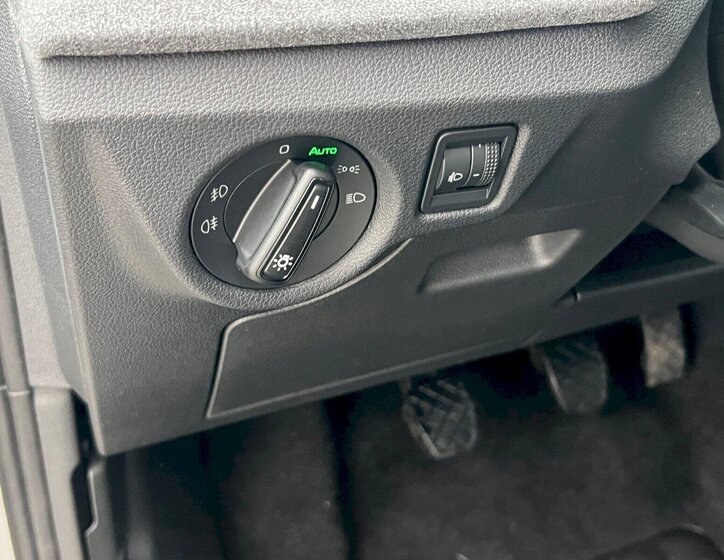 Škoda Scala Hatchback 1,0 l 85 kw