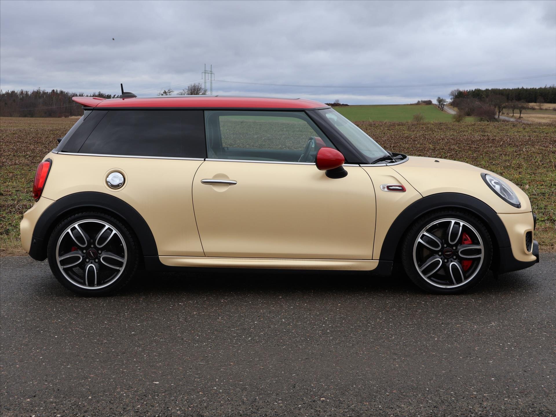 Mini Cooper Hatchback 2,0 l 170 kw