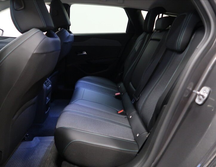 Peugeot 308 Kombi 1,5 l 96 kw