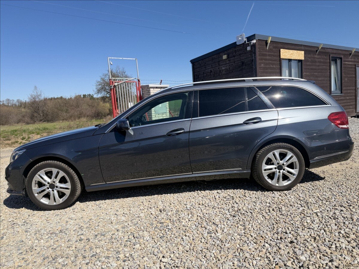 Mercedes-Benz Třídy E Kombi 2,1 l 150 kw