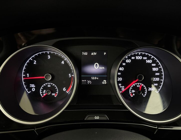 Volkswagen Touran MPV 2,0 l 140 kw