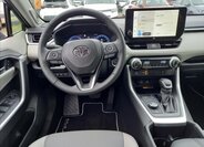 Toyota RAV4 12