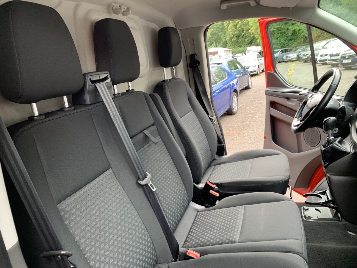 Ford Transit Custom Skříň 2,0 l 95 kw