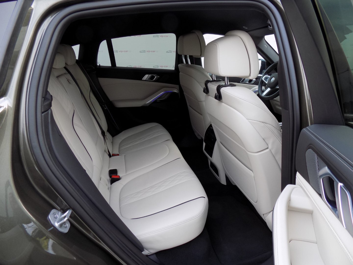 BMW X6 SUV 3,0 l 210 kw