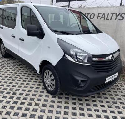Opel Vivaro 1