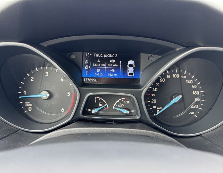 Ford Focus Hatchback 1,5 l 77 kw