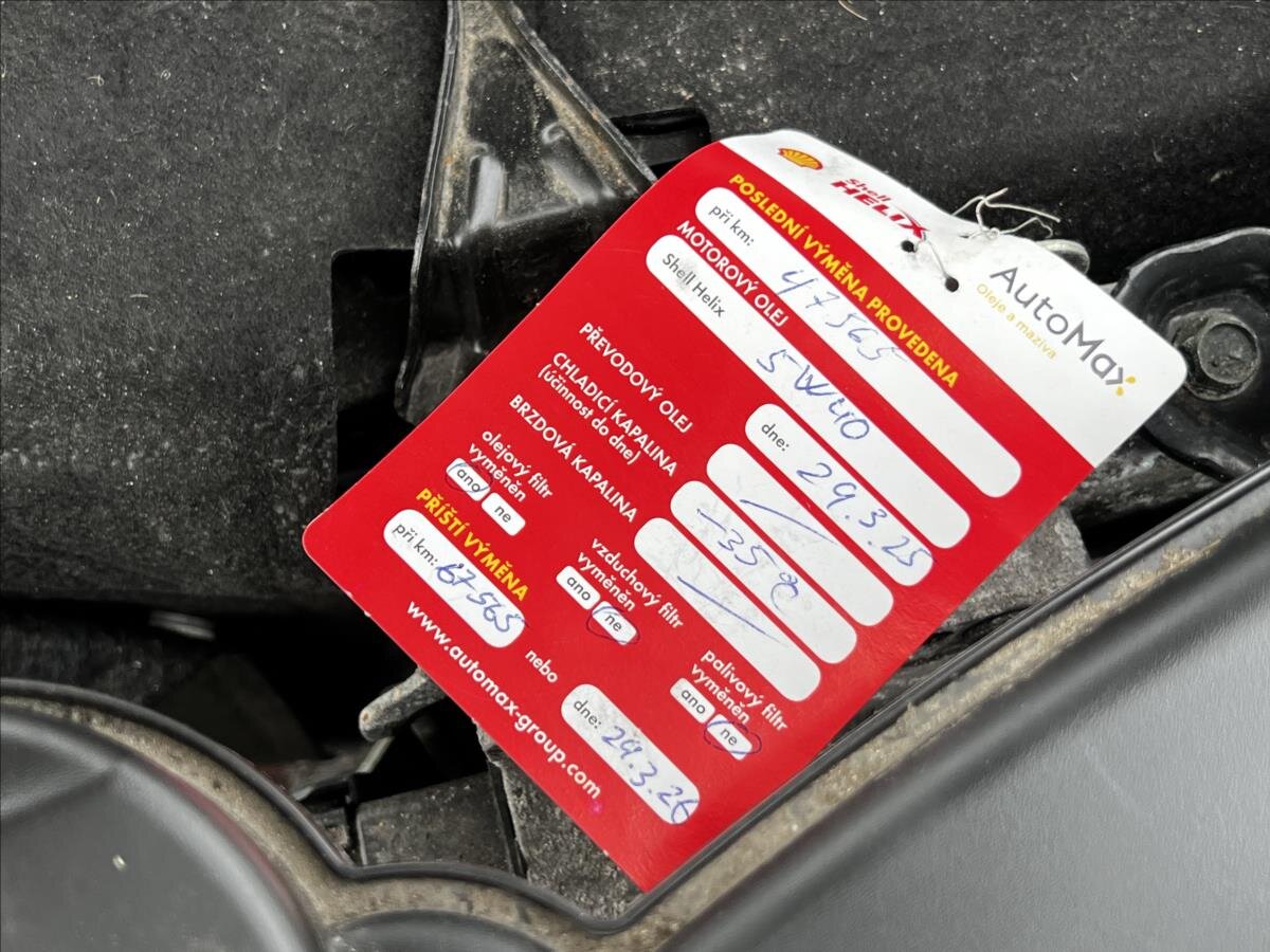 Nissan Qashqai SUV / Terénní 1,3 l 103 kw