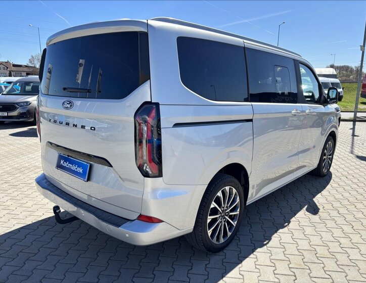 Ford Tourneo Custom Kombi 2,0 l 125 kw