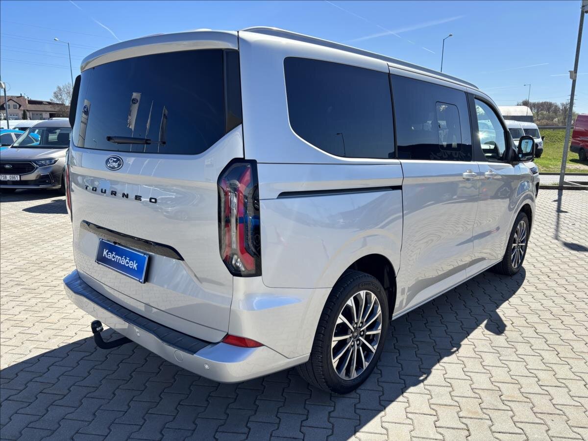 Ford Tourneo Custom Kombi 2,0 l 125 kw