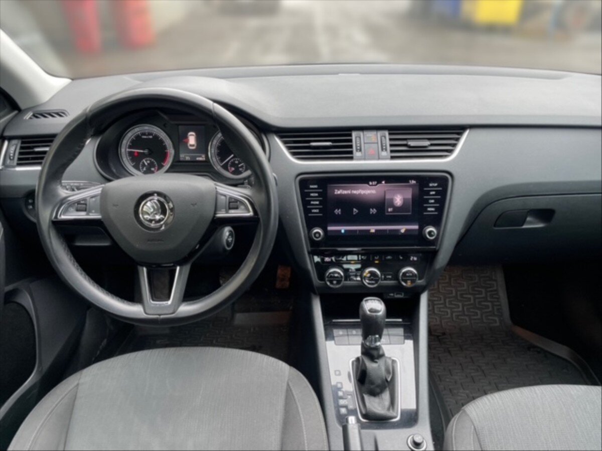 Škoda Octavia Kombi 2,0 l 110 kw