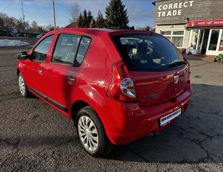 Dacia Sandero Hatchback 1,1 l 55 kw