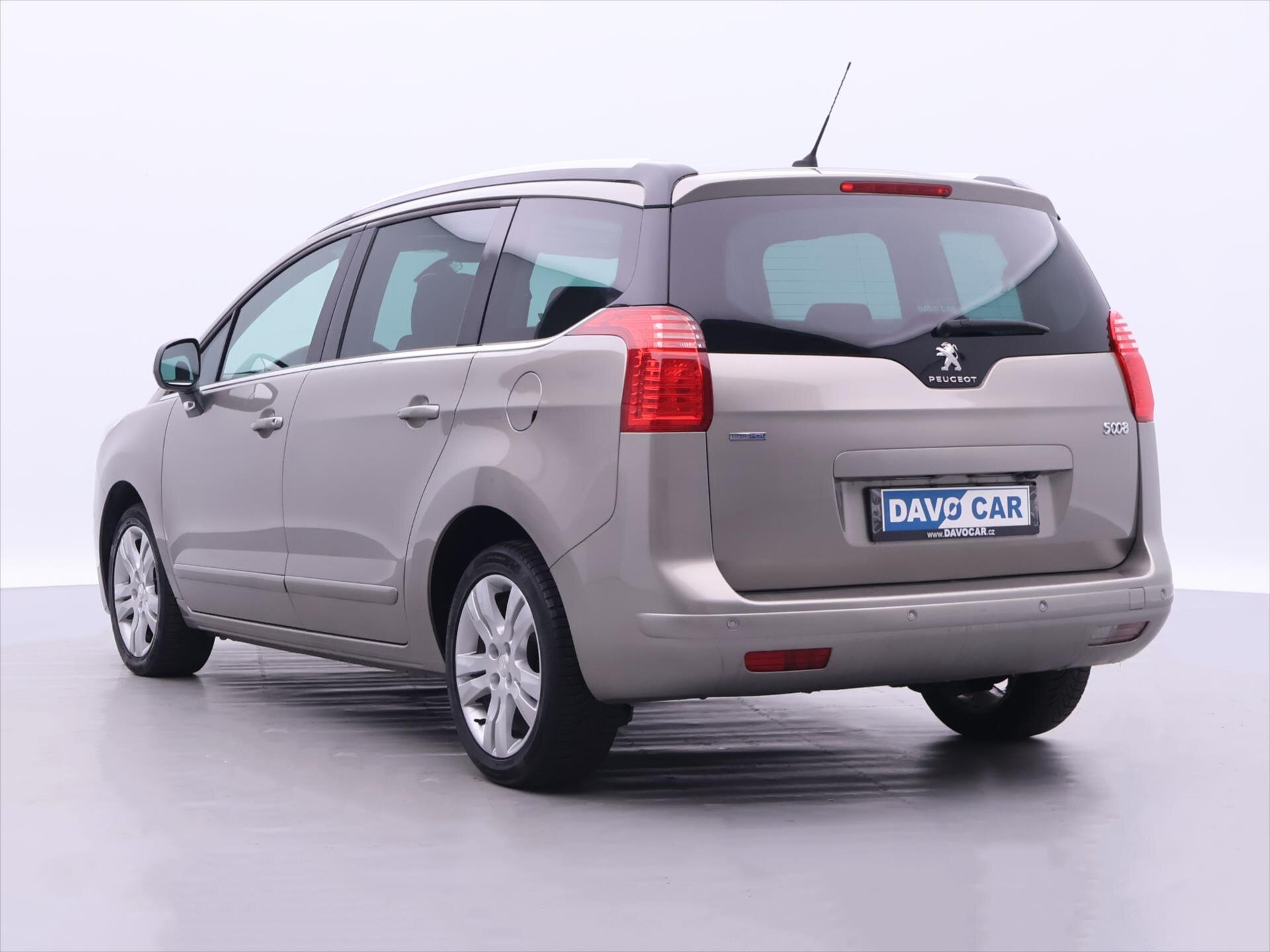 Peugeot 5008 MPV 1,6 l 88 kw