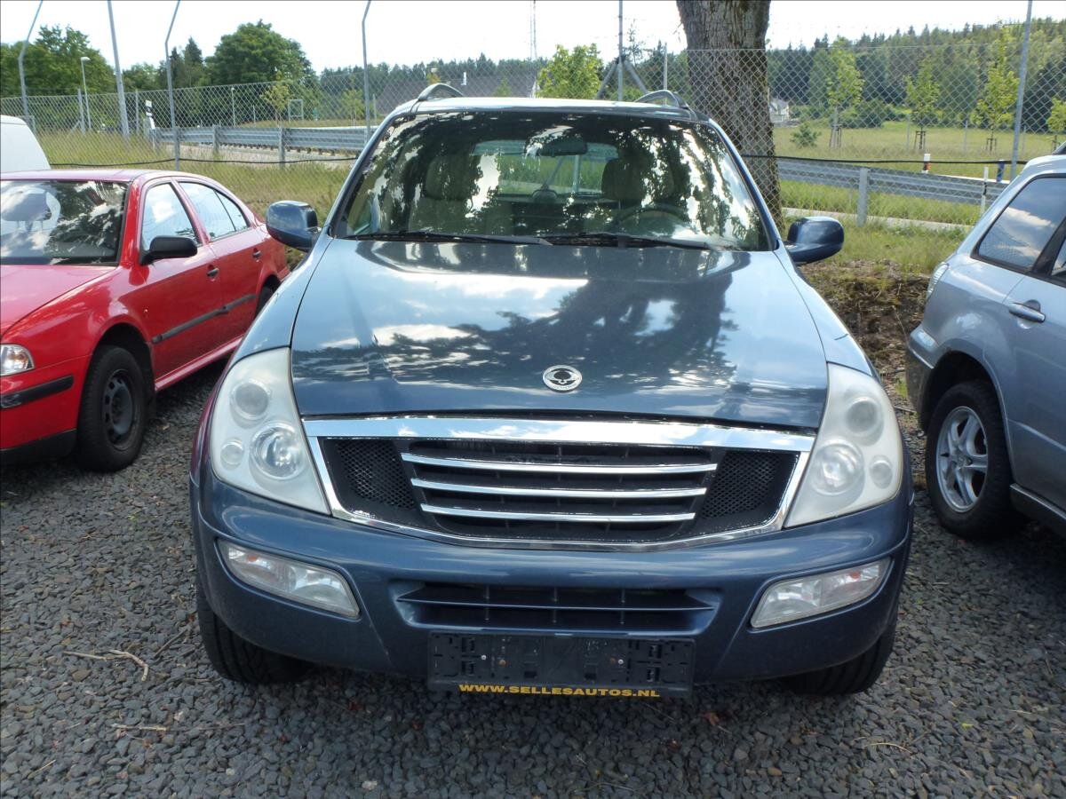 SsangYong Rexton SUV 2,9 l 88 kw