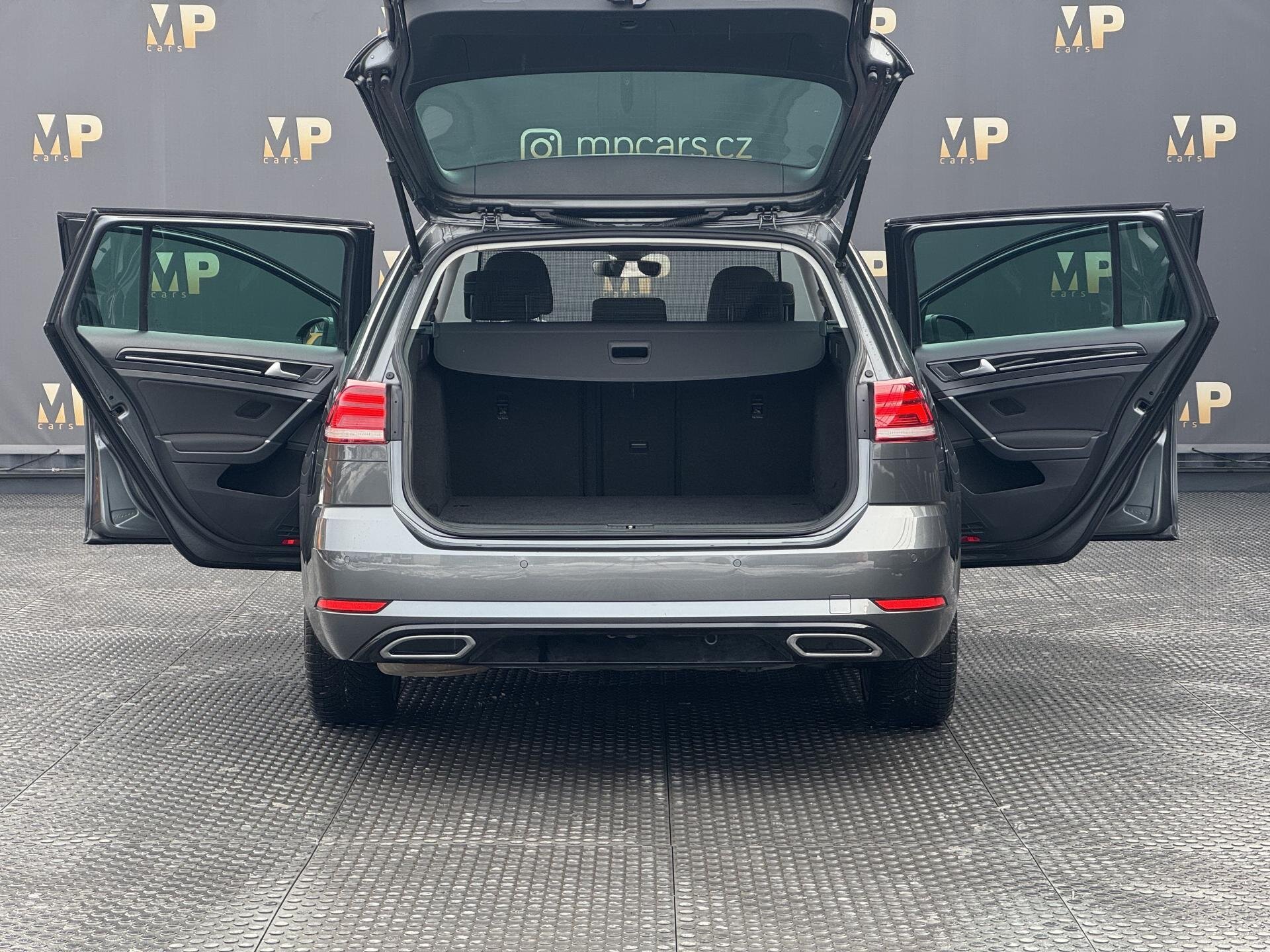 Volkswagen Golf Kombi 1,5 l 110 kw