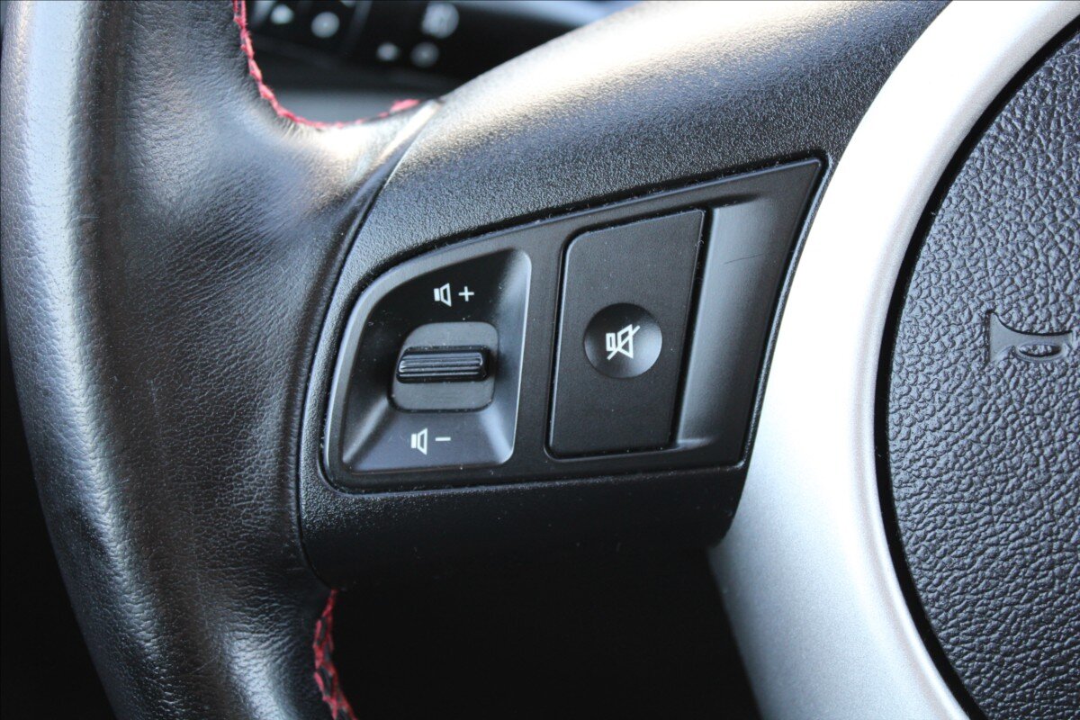 KIA Venga Hatchback 1,4 l 66 kw