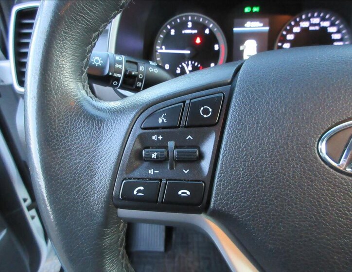 Hyundai Tucson SUV 1,6 l 100 kw