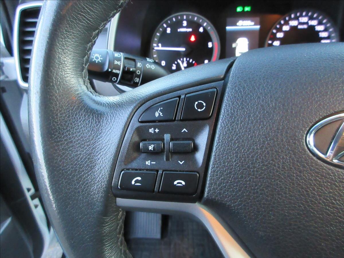 Hyundai Tucson SUV 1,6 l 100 kw