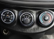 Toyota Yaris Hatchback 998,0 51 kw